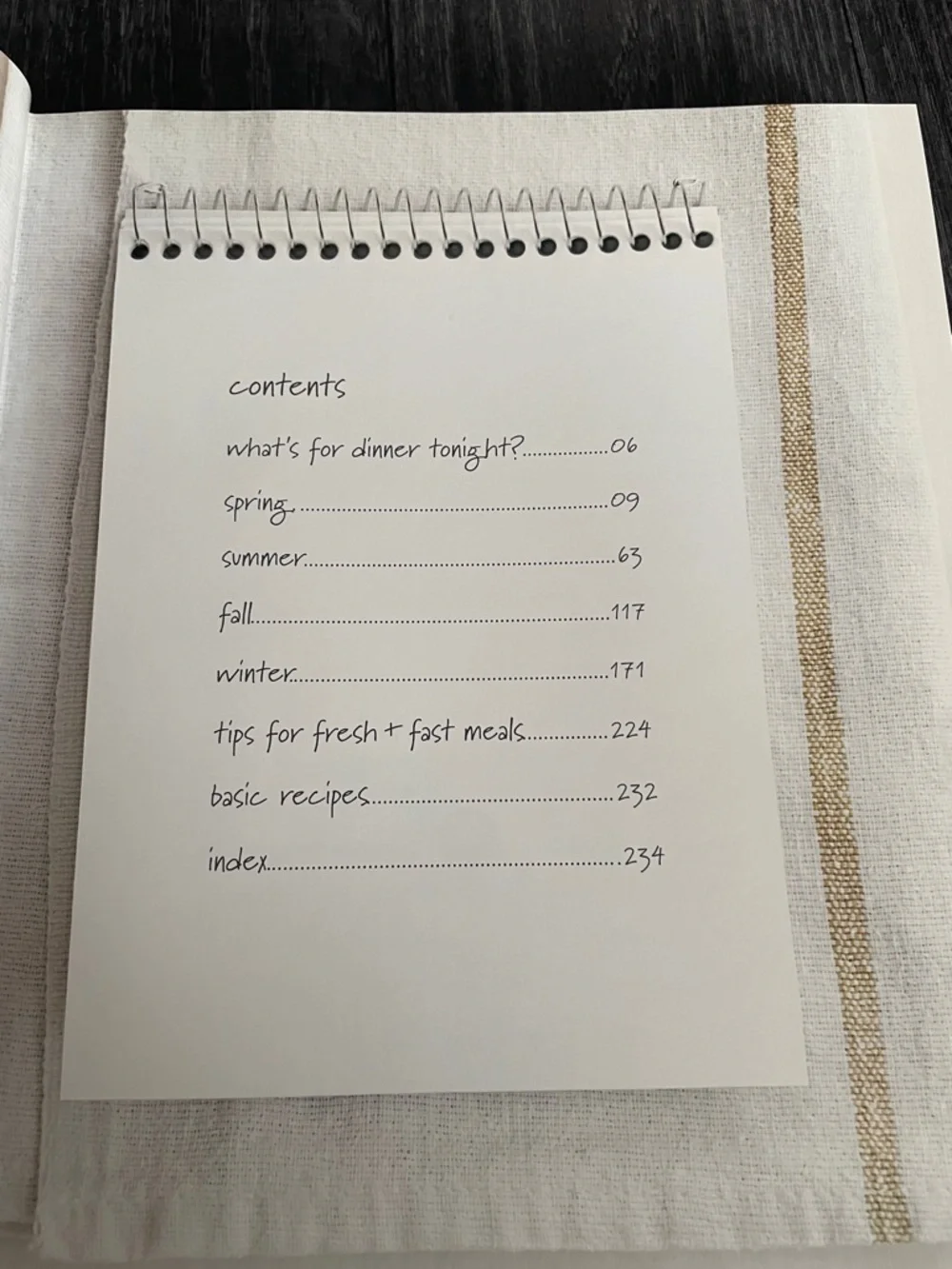 Williams-Sonoma Fresh + Fast Weeknight Cookbook — Green & White Cover